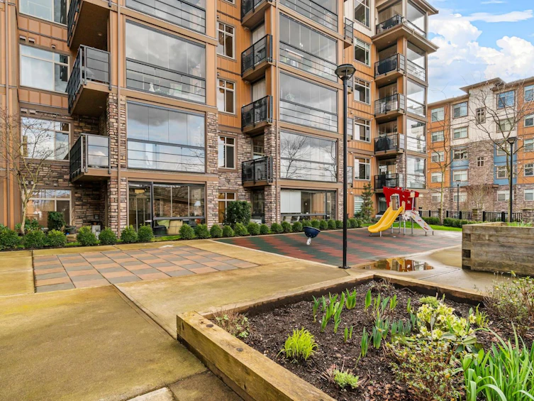 A113-20716 Willoughby Town Centre Drive, Langley, BC, V2Y 3J7 - 5