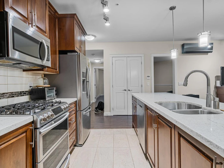 A113-20716 Willoughby Town Centre Drive, Langley, BC, V2Y 3J7 - 9