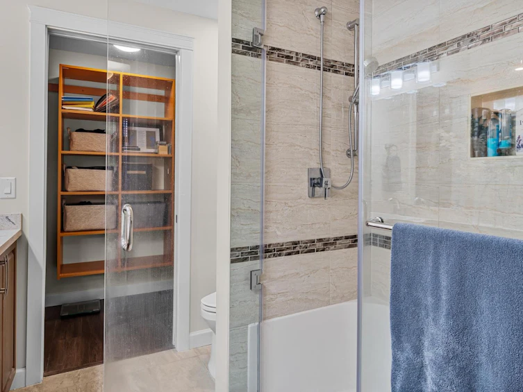 A113-20716 Willoughby Town Centre Drive, Langley, BC, V2Y 3J7 - 20