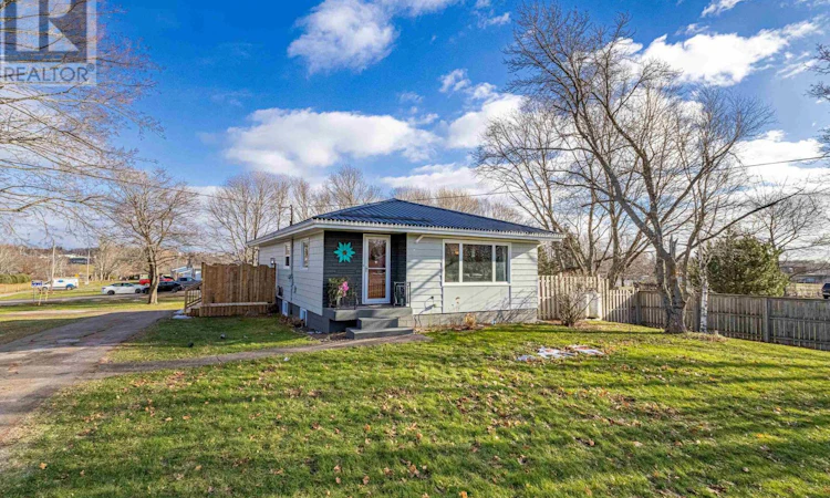 68 Meadowbank Road