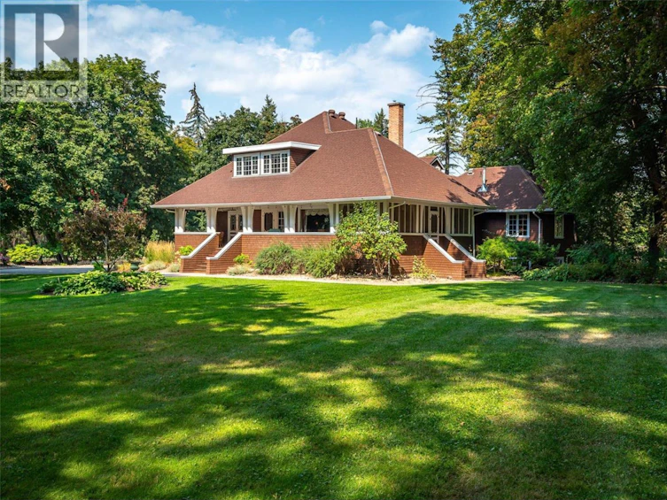 9310 Kalamalka Road, Coldstream, BC, V1B 1L1