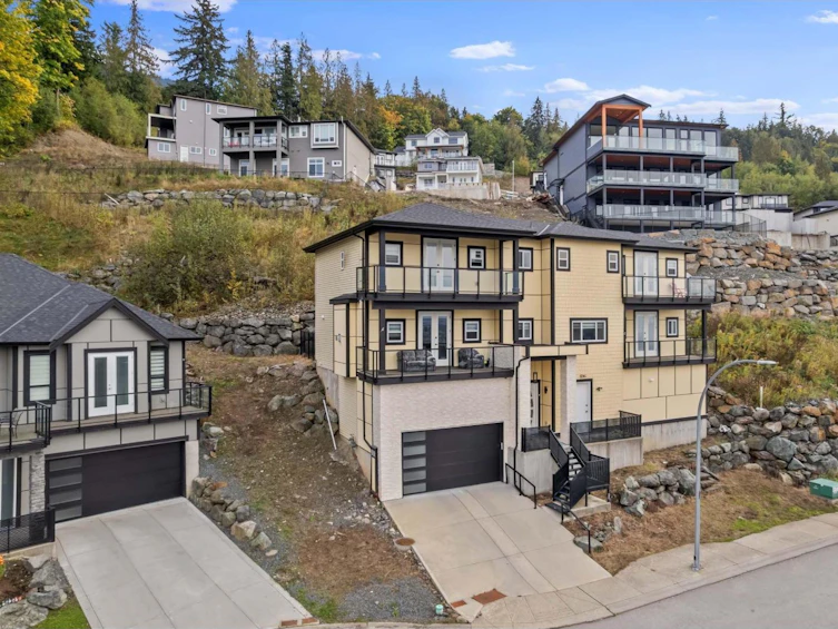 8204 Harvest Place, Chilliwack, BC, V4Z 0E4 - 2