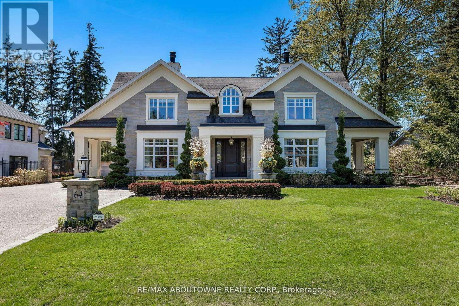 64 Brentwood Road, Oakville, ON, L6J 4B6