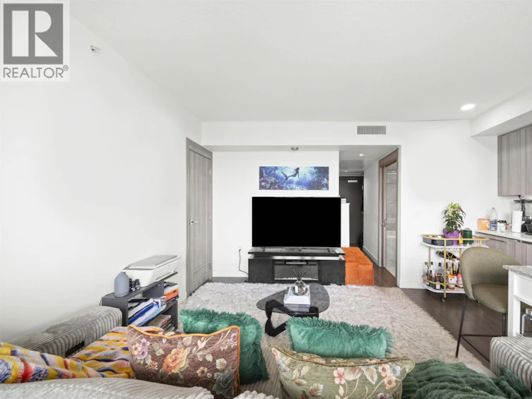 2304-89 Nelson Street, Vancouver, BC, V6Z 0E7 - 4
