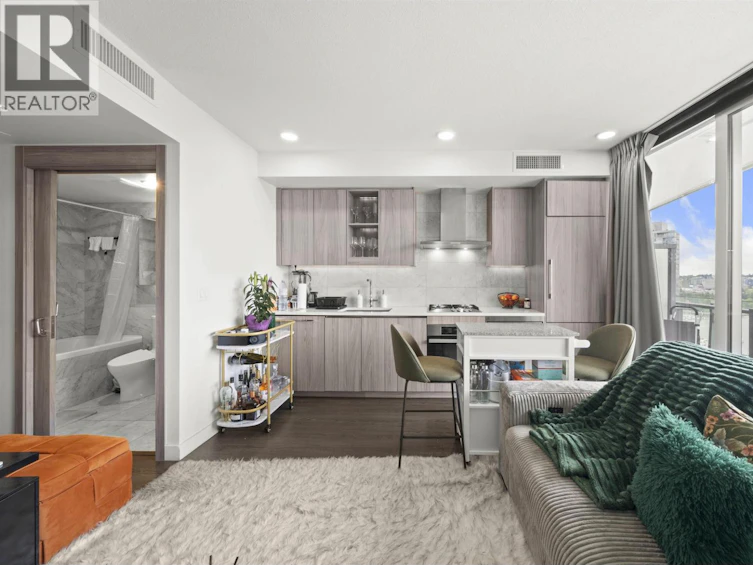 2304-89 Nelson Street, Vancouver, BC, V6Z 0E7 - 11