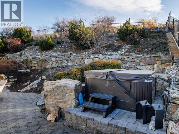 387 Rindle Court, Kelowna, BC, V1W 5G5 - 35