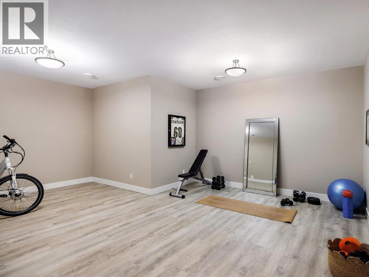 387 Rindle Court, Kelowna, BC, V1W 5G5 - 26