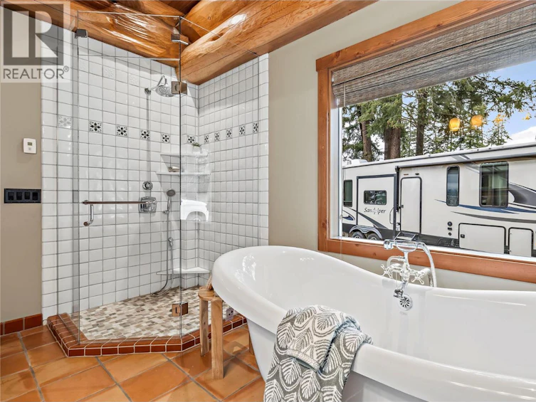 1897 Blind Bay Road, Blind Bay, BC, V0E 2W0 - 41