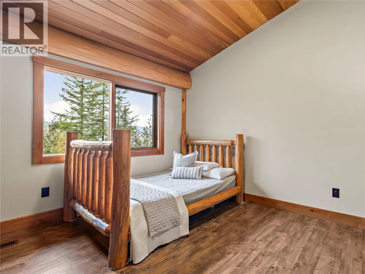 1897 Blind Bay Road, Blind Bay, BC, V0E 2W0 - 53