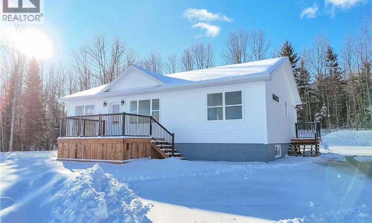 11 Clearview Court