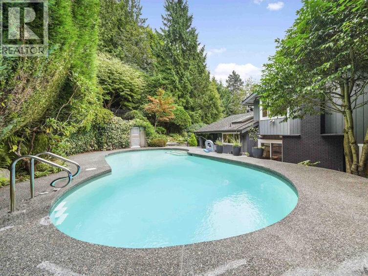 5154 Ranger Avenue, North Vancouver, BC, V7R 3M4 - 14