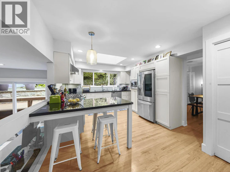 5154 Ranger Avenue, North Vancouver, BC, V7R 3M4 - 12