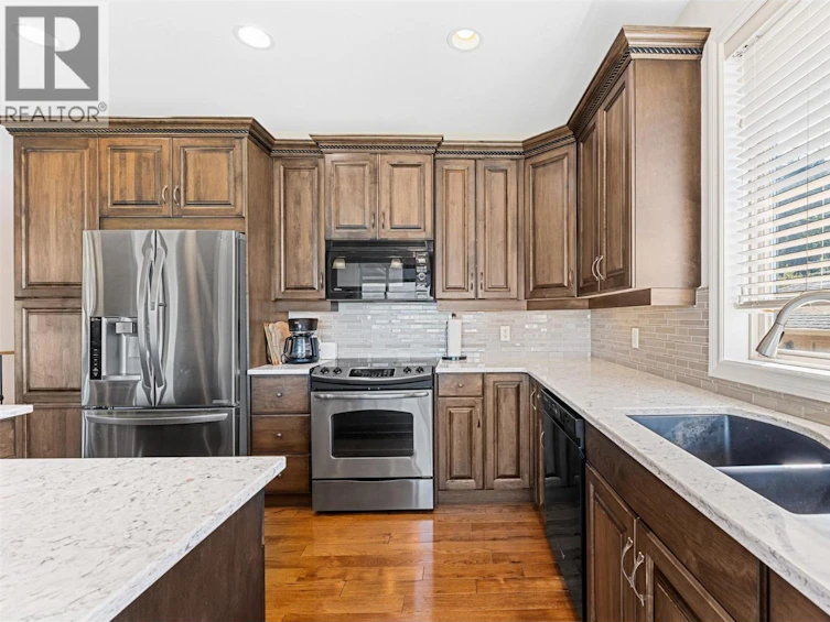 665 Denali Drive, Kelowna, BC, V1V 2P5 - 9