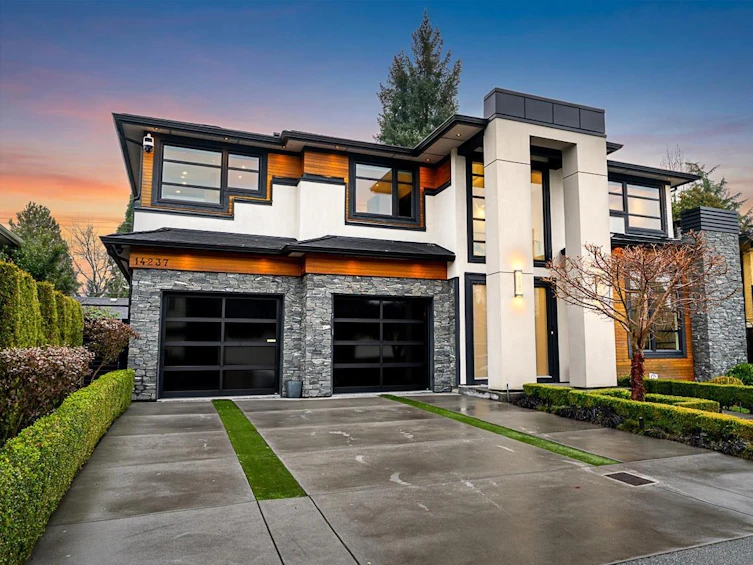 14237 Vine Avenue, Surrey, BC, V4B 2S9