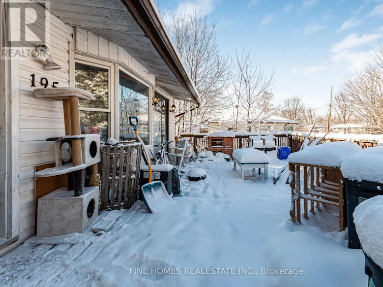 195 Woodland Avenue, Georgina, ON, L4P 2N1 - 24