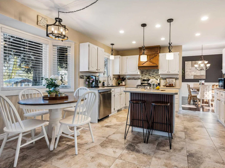 47195 Bell Road, Chilliwack, BC, V2P 6H5 - 4