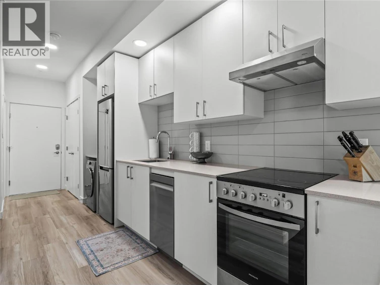 204-1057 Frost Road, Kelowna, BC, V1W 0G7 - 7