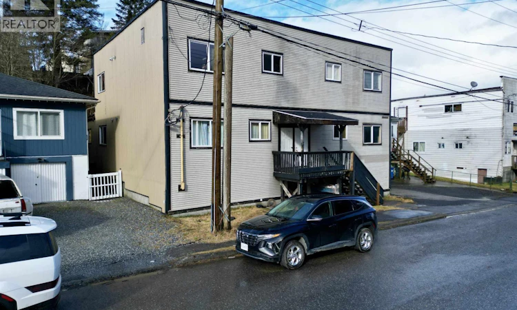 616 W 7th Avenue