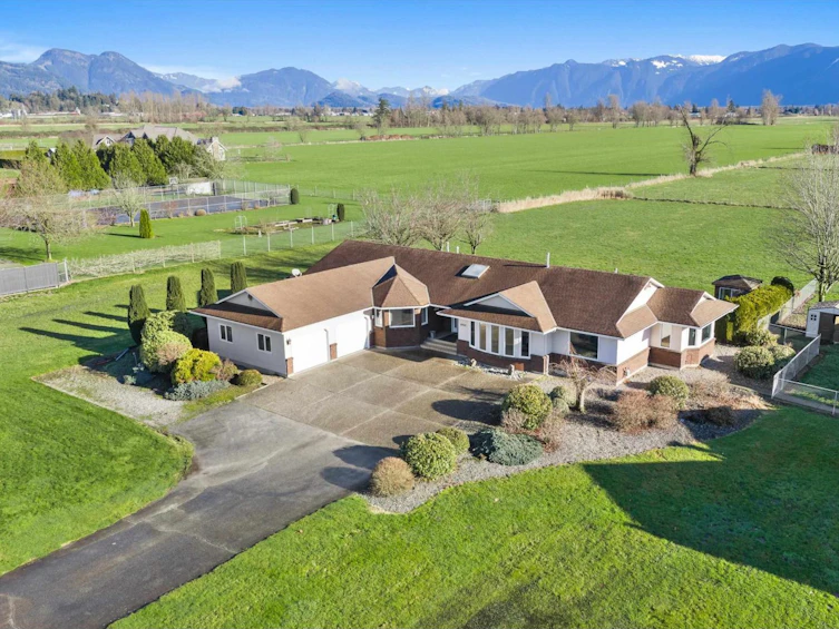 8980 Prest Road, Chilliwack, BC, V2P 8C9 - 2
