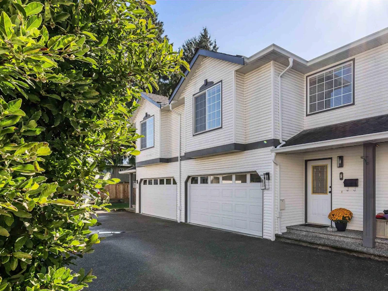 8 - 45932 Lewis Avenue, Chilliwack BC V2P 3C2