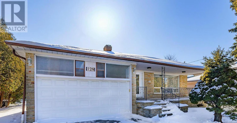 UPPER-129 Crestwood Road, Vaughan, ON, L4J 1A7