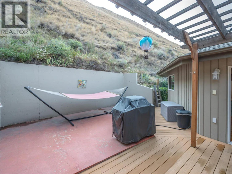 4744 Lakeside Road, Penticton, BC, V2A 8W6 - 18