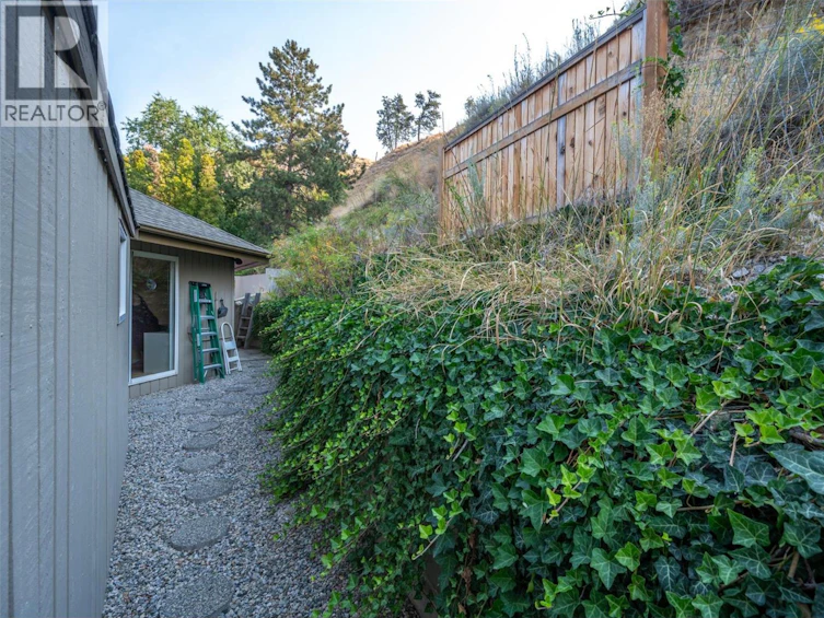 4744 Lakeside Road, Penticton, BC, V2A 8W6 - 48