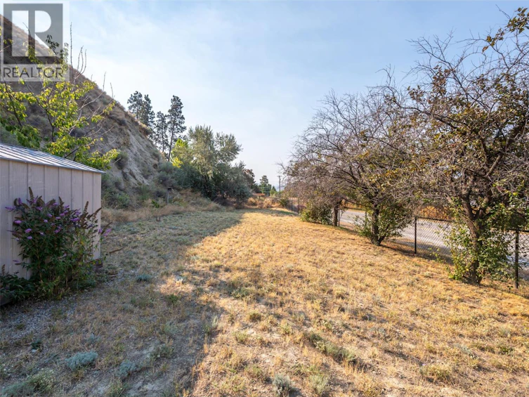 4744 Lakeside Road, Penticton, BC, V2A 8W6 - 49
