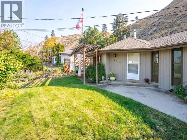 4744 Lakeside Road, Penticton, BC, V2A 8W6 - 44