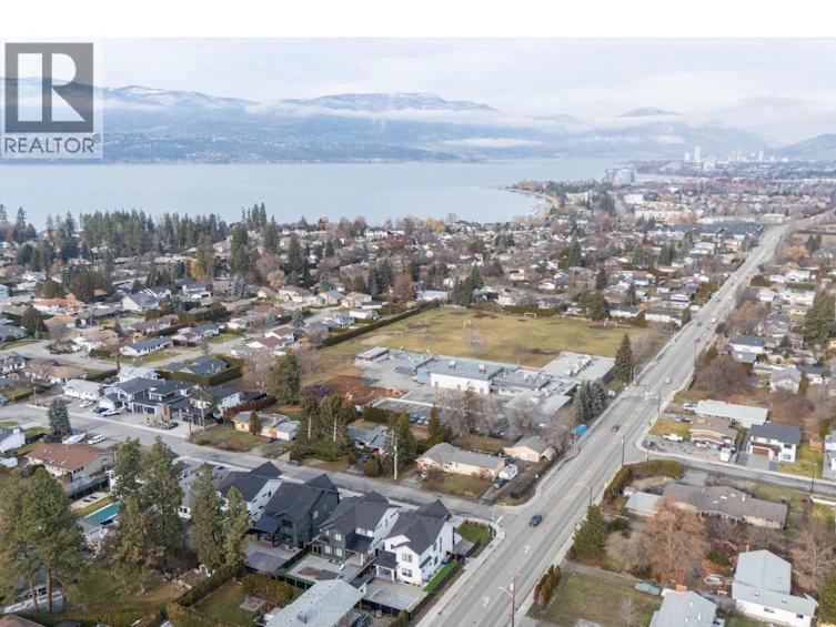 698 Balsam Road, Kelowna, BC, V1W 1B9 - 6