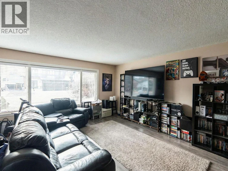 698 Balsam Road, Kelowna, BC, V1W 1B9 - 14