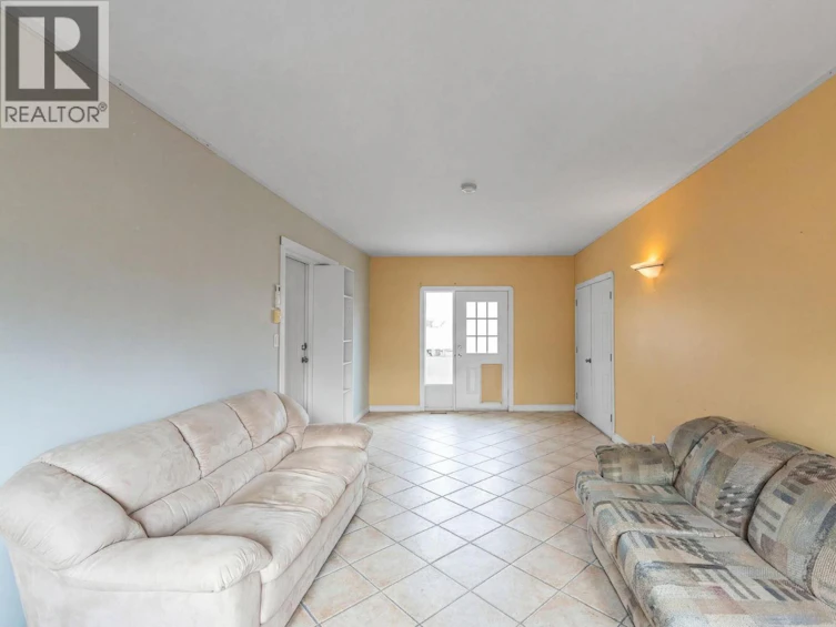 698 Balsam Road, Kelowna, BC, V1W 1B9 - 25