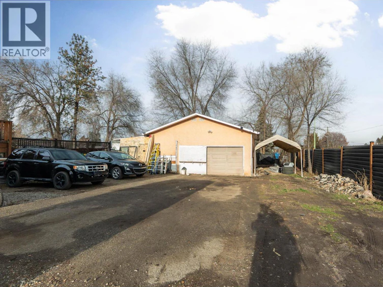 698 Balsam Road, Kelowna, BC, V1W 1B9 - 34