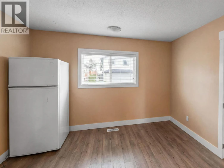 698 Balsam Road, Kelowna, BC, V1W 1B9 - 16