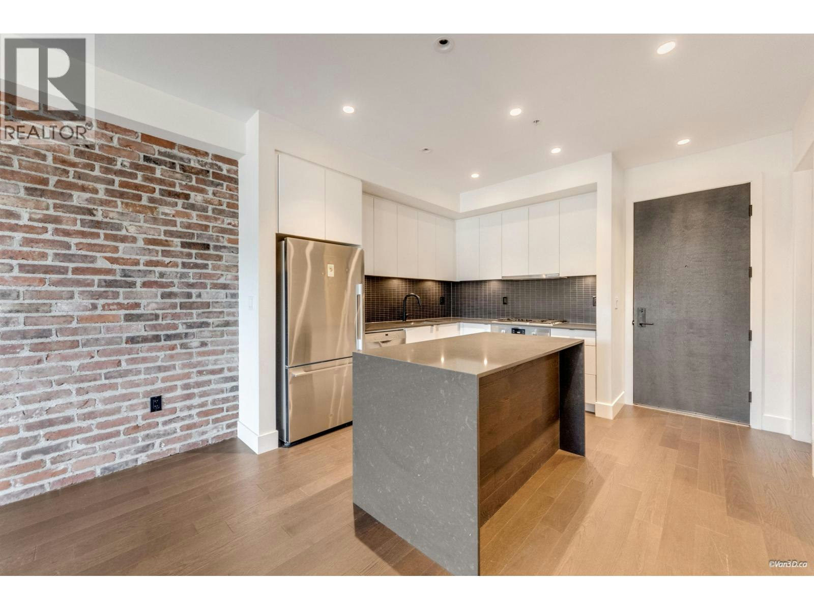 406-83 Moody Street, Port Moody, BC, V3H 0K7