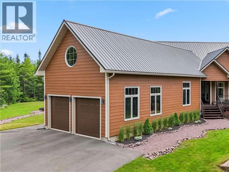 200 Du Portage, Memramcook, NB, E4K 3Y3 - 47