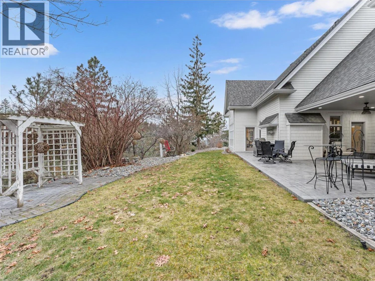 2075 Lillooet Court, Kelowna, BC, V1V 1Y2 - 4