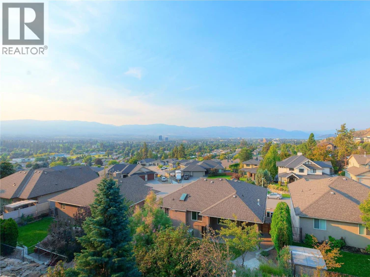 1755 Marona Court, Kelowna, BC, V1V 2N2 - 29