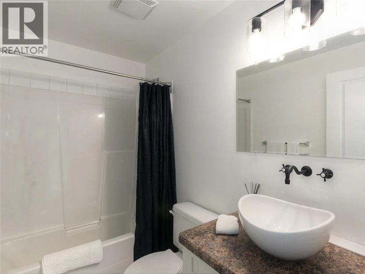 1755 Marona Court, Kelowna, BC, V1V 2N2 - 21
