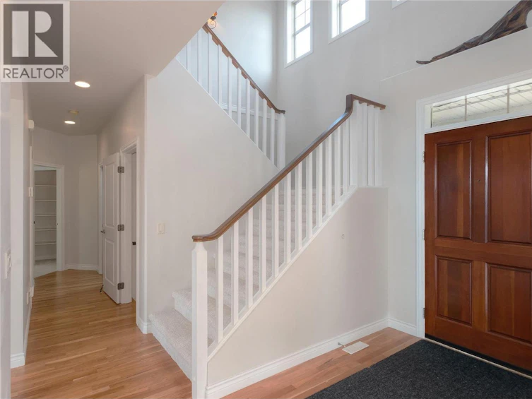 1755 Marona Court, Kelowna, BC, V1V 2N2 - 9