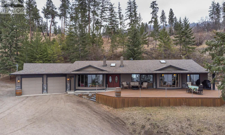 5715 Lakeshore Road