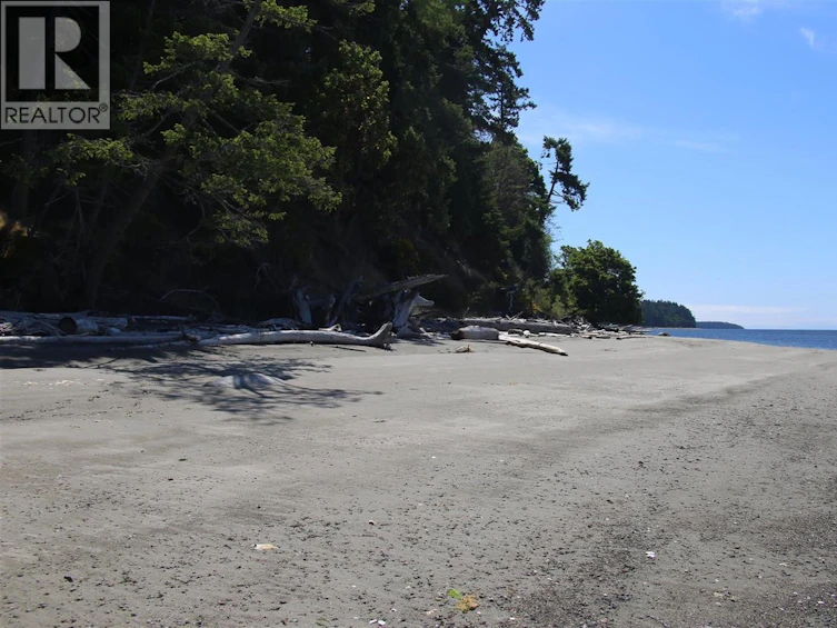 141 Mapleleaf Lane, Sidney Island, BC, V0N 2G0 - 88