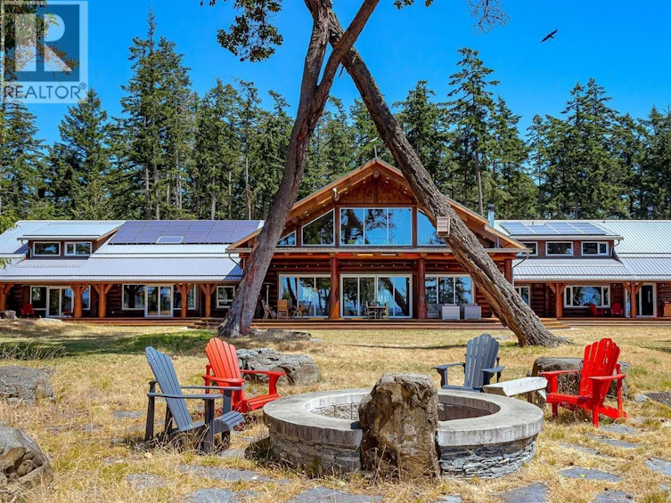 141 Mapleleaf Lane, Sidney Island, BC, V0N 2G0 - 3