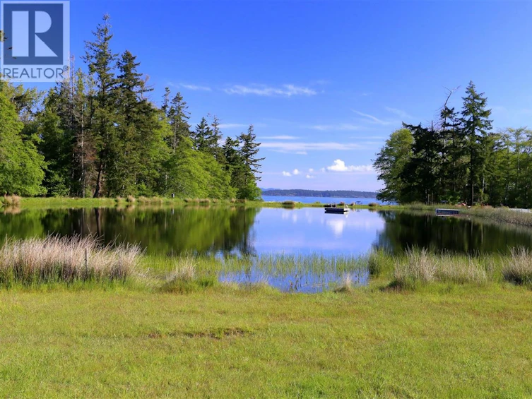 141 Mapleleaf Lane, Sidney Island, BC, V0N 2G0 - 82