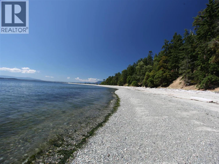 141 Mapleleaf Lane, Sidney Island, BC, V0N 2G0 - 87