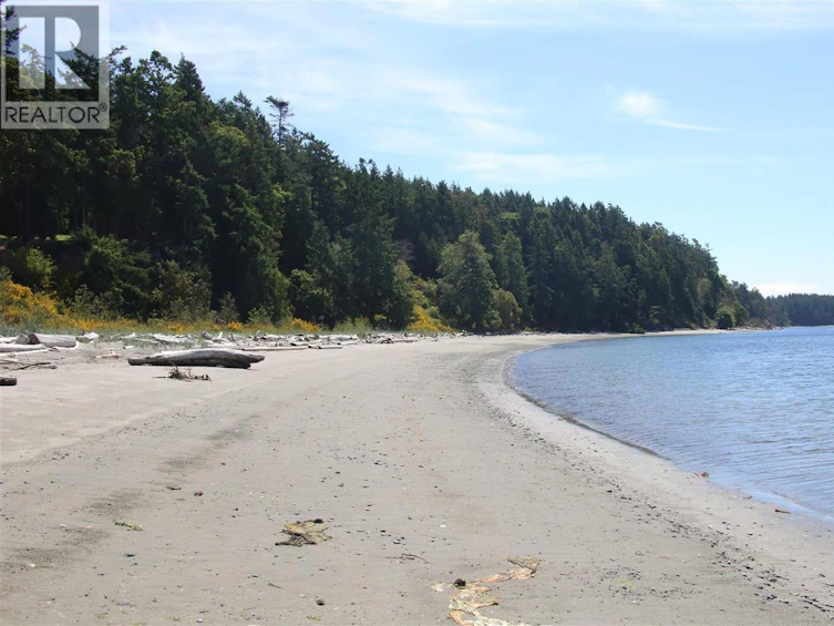 141 Mapleleaf Lane, Sidney Island, BC, V0N 2G0 - 84
