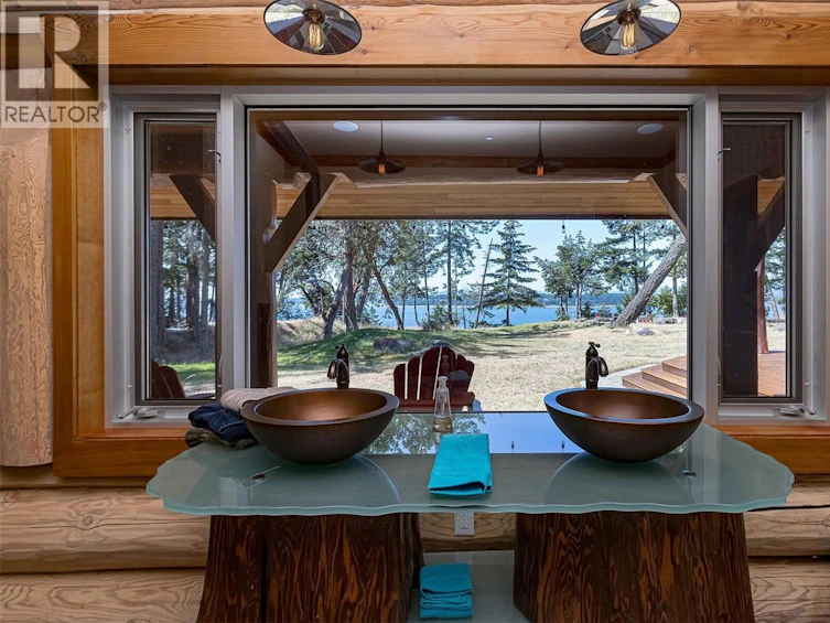 141 Mapleleaf Lane, Sidney Island, BC, V0N 2G0 - 37