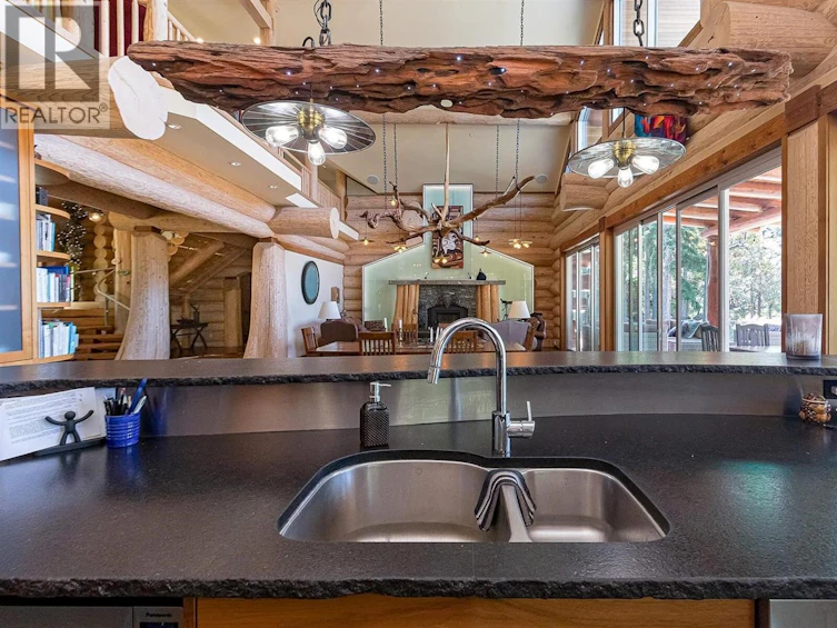 141 Mapleleaf Lane, Sidney Island, BC, V0N 2G0 - 25
