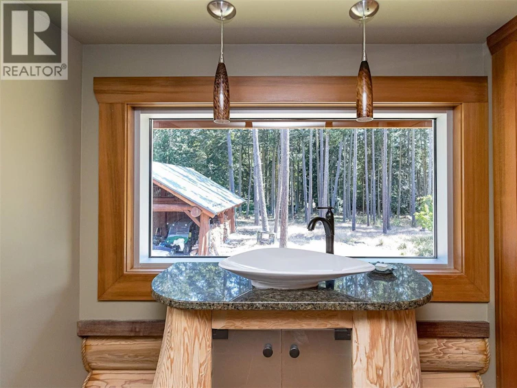 141 Mapleleaf Lane, Sidney Island, BC, V0N 2G0 - 50