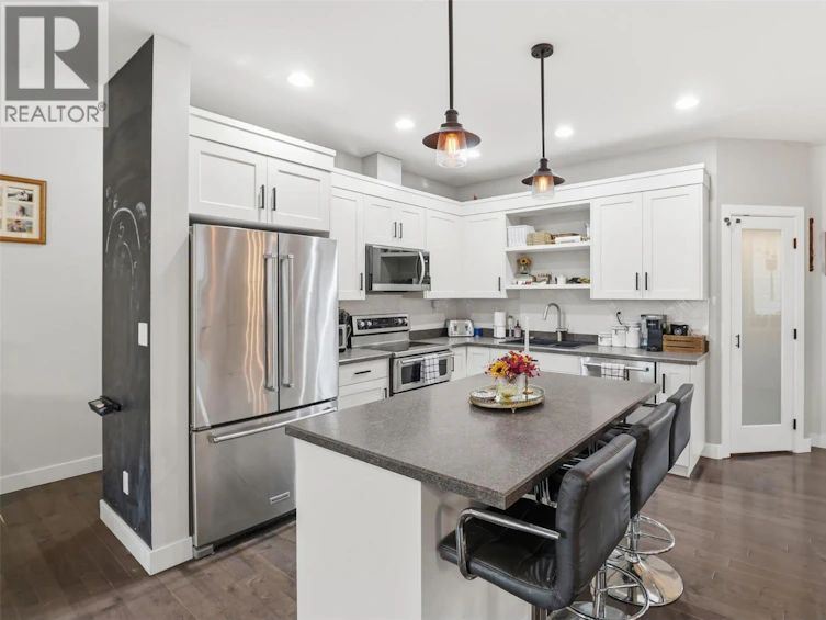 632 Enzo Road, Kamloops, BC, V2B 0E6 - 11